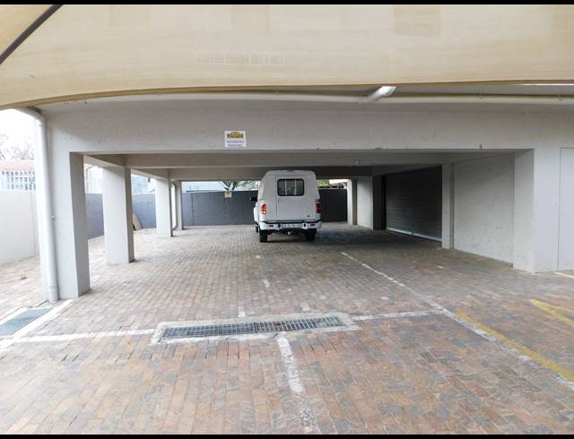 350M² OFFICE TO LET IN FERNDALE